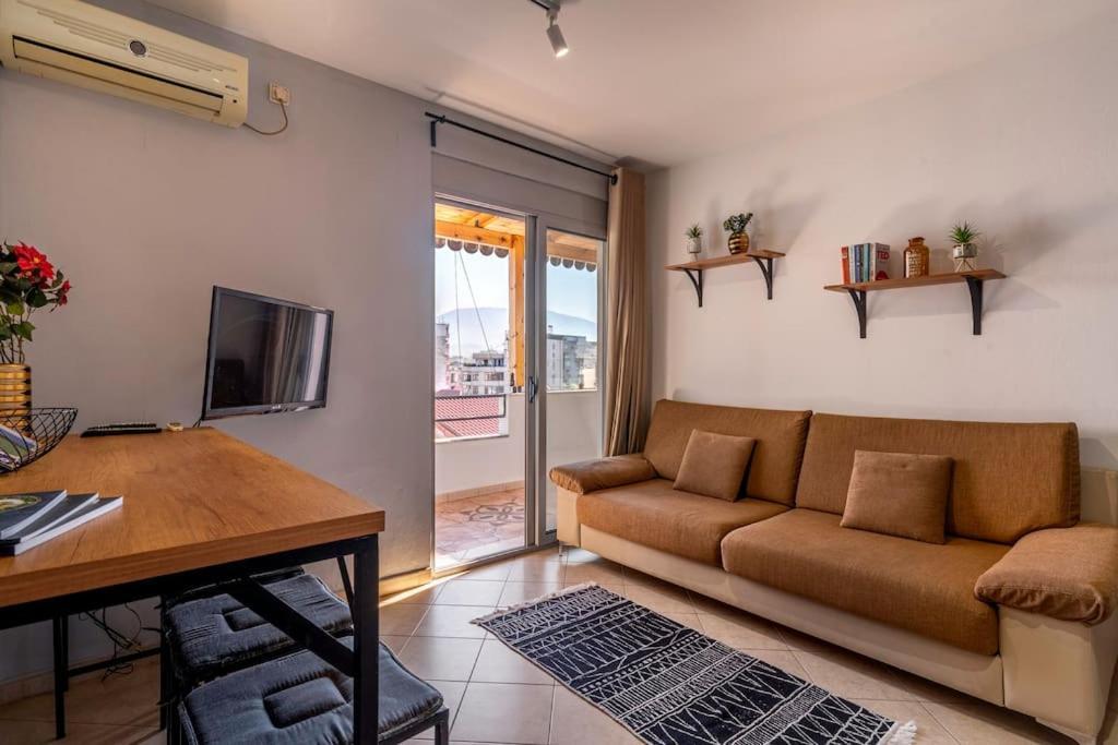 New Bazaar Apartment ติรานา ภายนอก รูปภาพ